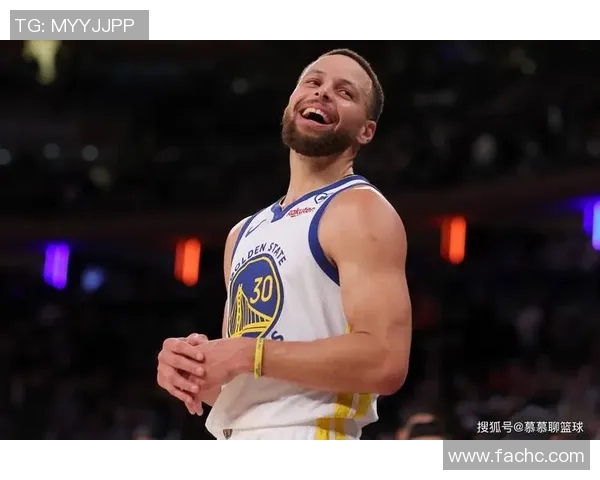 库里称赞理查德加盟让球队更具活力年轻气质与成熟打法完美融合 库里称赞理查德加盟让球队更具活力年轻气质与成熟打法完美融合